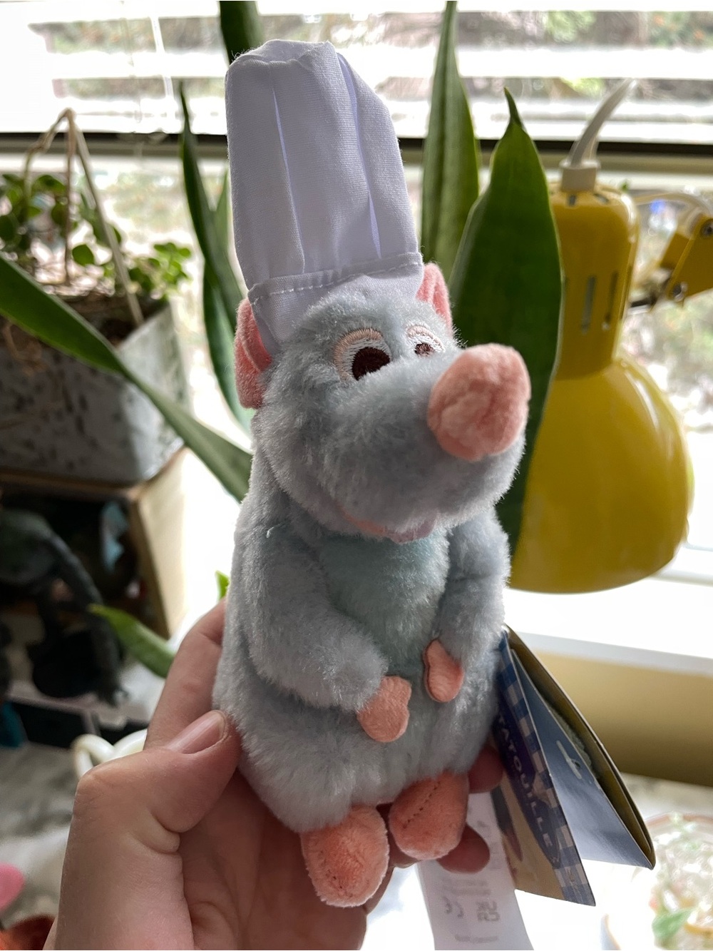 NEW Disney Ratatouille Remy Magnetic Shoulder Pal Plush
